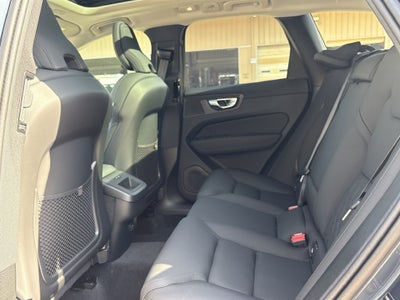 2026 Volvo XC60 B5 Core