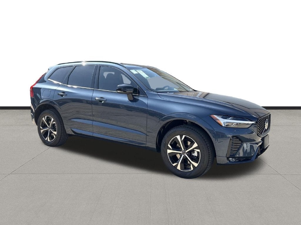 2026 Volvo XC60 B5 Core