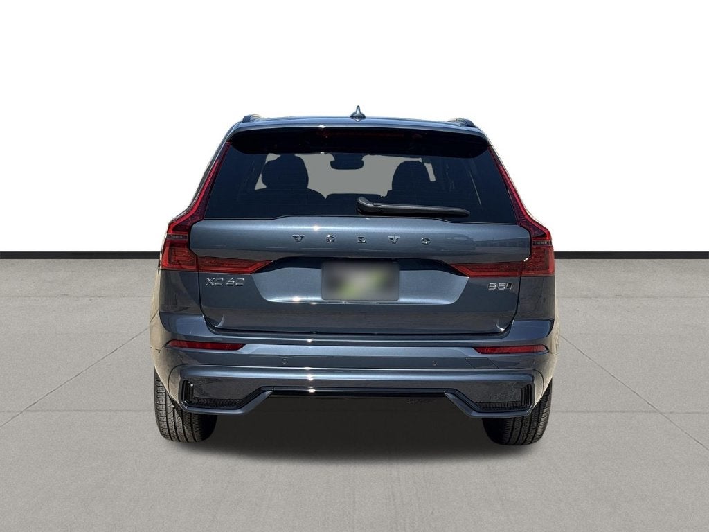 2026 Volvo XC60 B5 Core