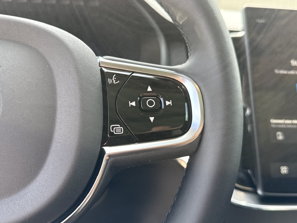 2027 Volvo XC90 B5 Core
