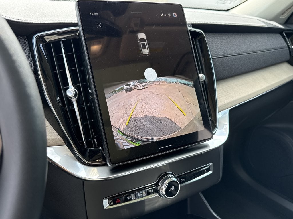 2027 Volvo XC90 B5 Core