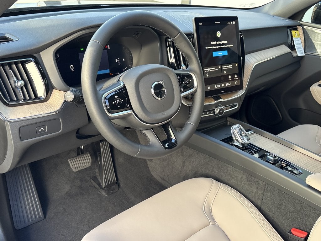2027 Volvo XC60 B5 Plus