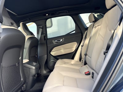 2027 Volvo XC60 B5 Plus