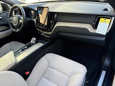 2027 Volvo XC60 B5 Plus