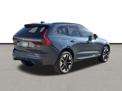 2027 Volvo XC60 B5 Plus