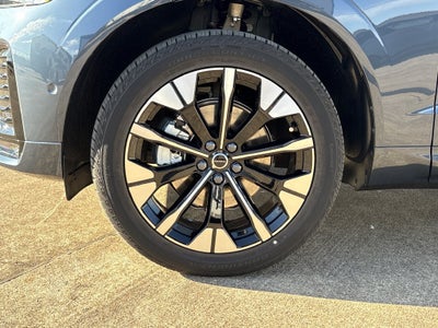 2027 Volvo XC60 B5 Plus