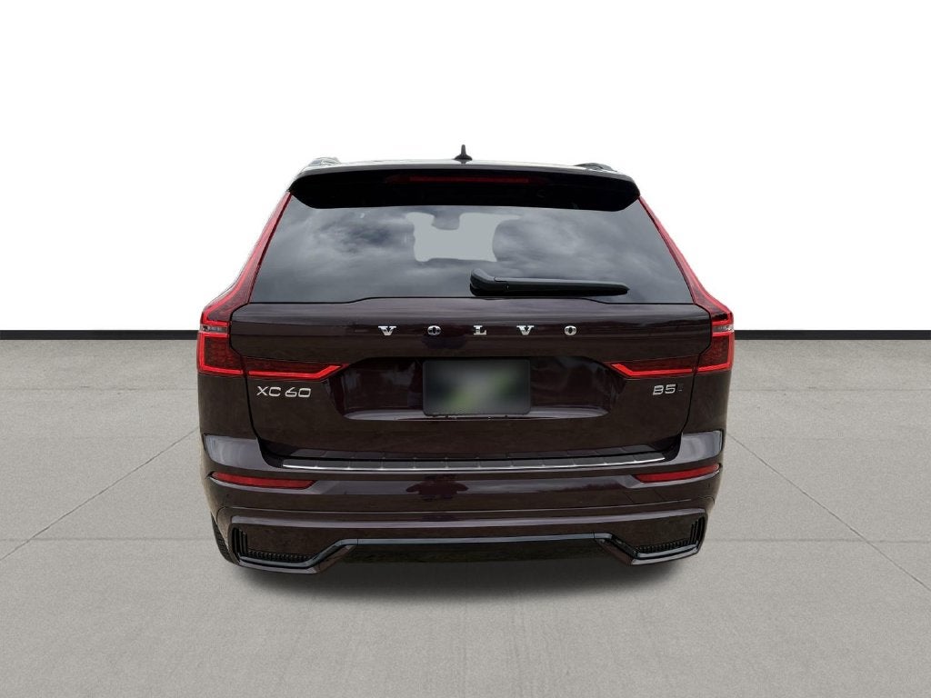 2027 Volvo XC60 B5 Plus