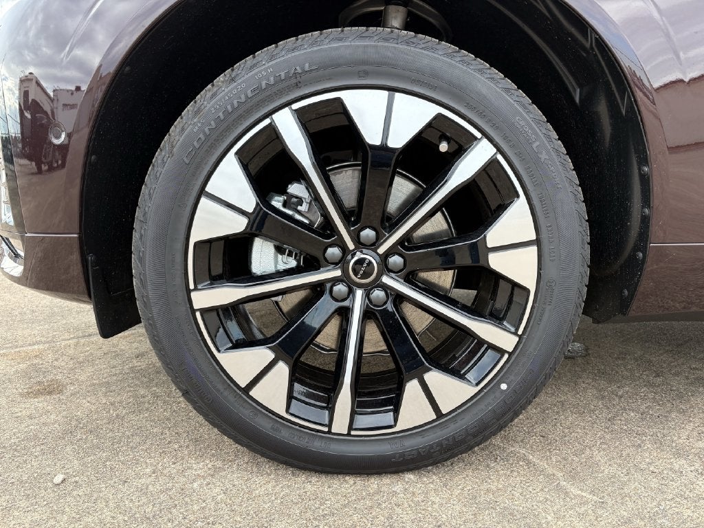 2027 Volvo XC60 B5 Plus