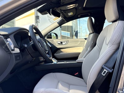 2027 Volvo XC60 B5 Plus
