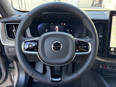 2027 Volvo XC60 B5 Plus