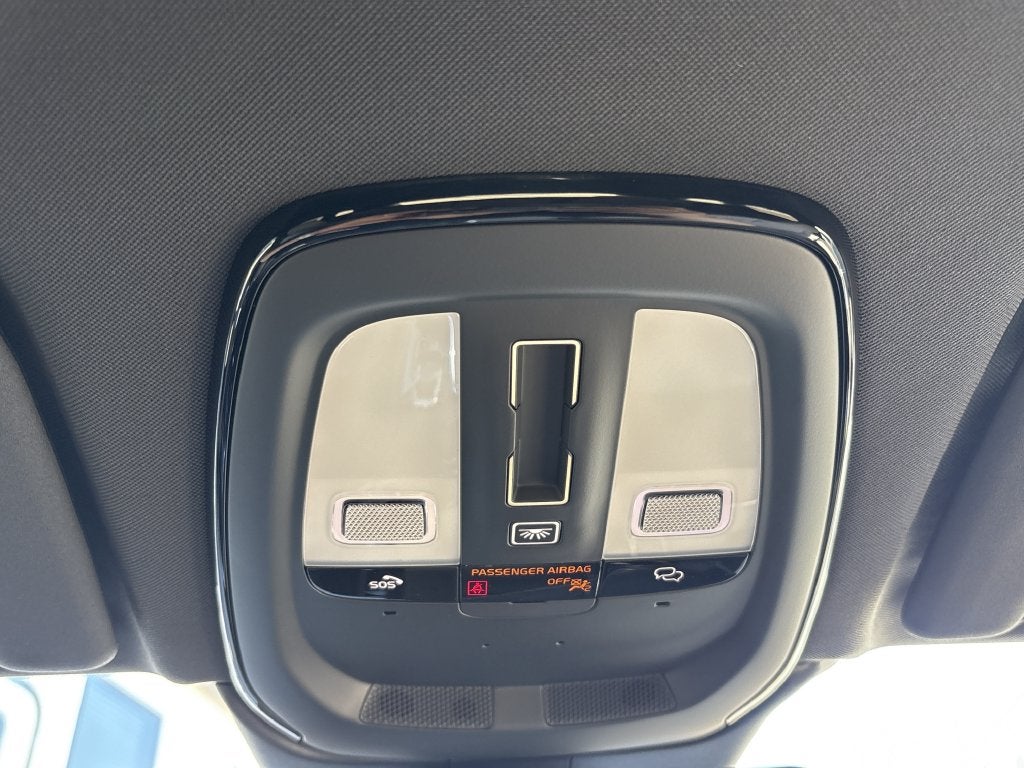 2027 Volvo XC60 B5 Plus