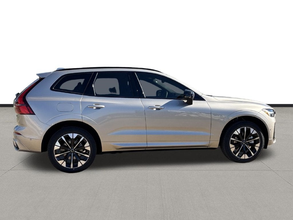 2027 Volvo XC60 B5 Plus