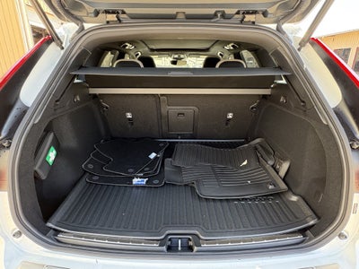 2027 Volvo XC60 B5 Plus