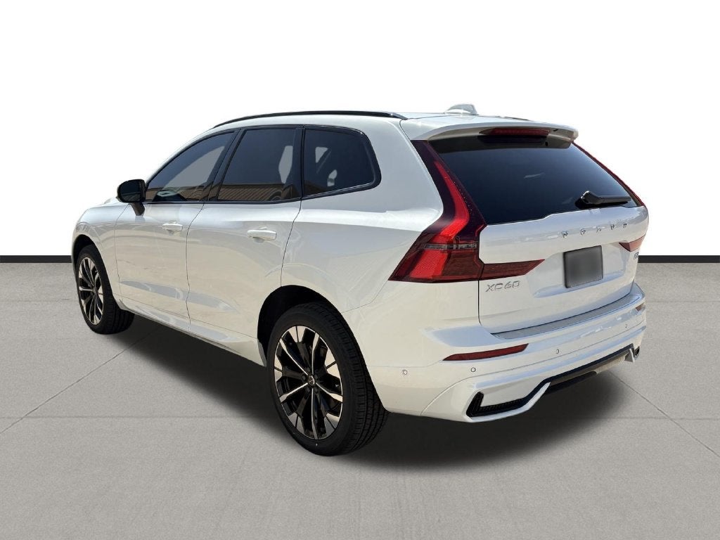 2027 Volvo XC60 B5 Plus