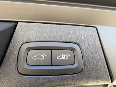 2027 Volvo XC60 B5 Plus