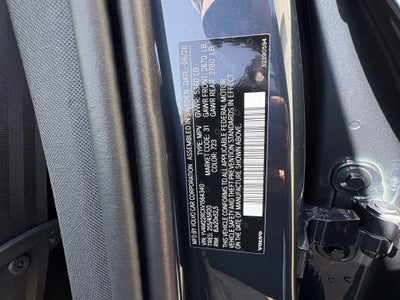 2027 Volvo XC60 B5 Plus