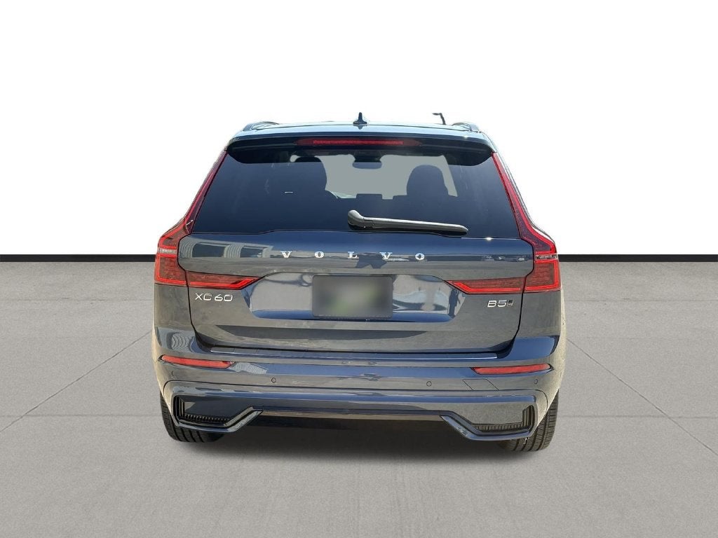 2027 Volvo XC60 B5 Plus