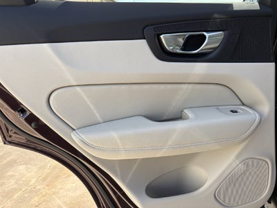 2027 Volvo XC60 B5 Ultra