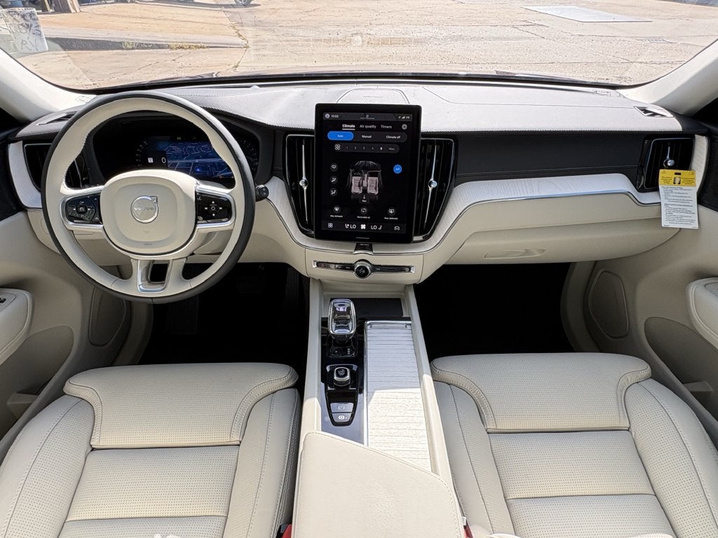 2027 Volvo XC60 B5 Ultra
