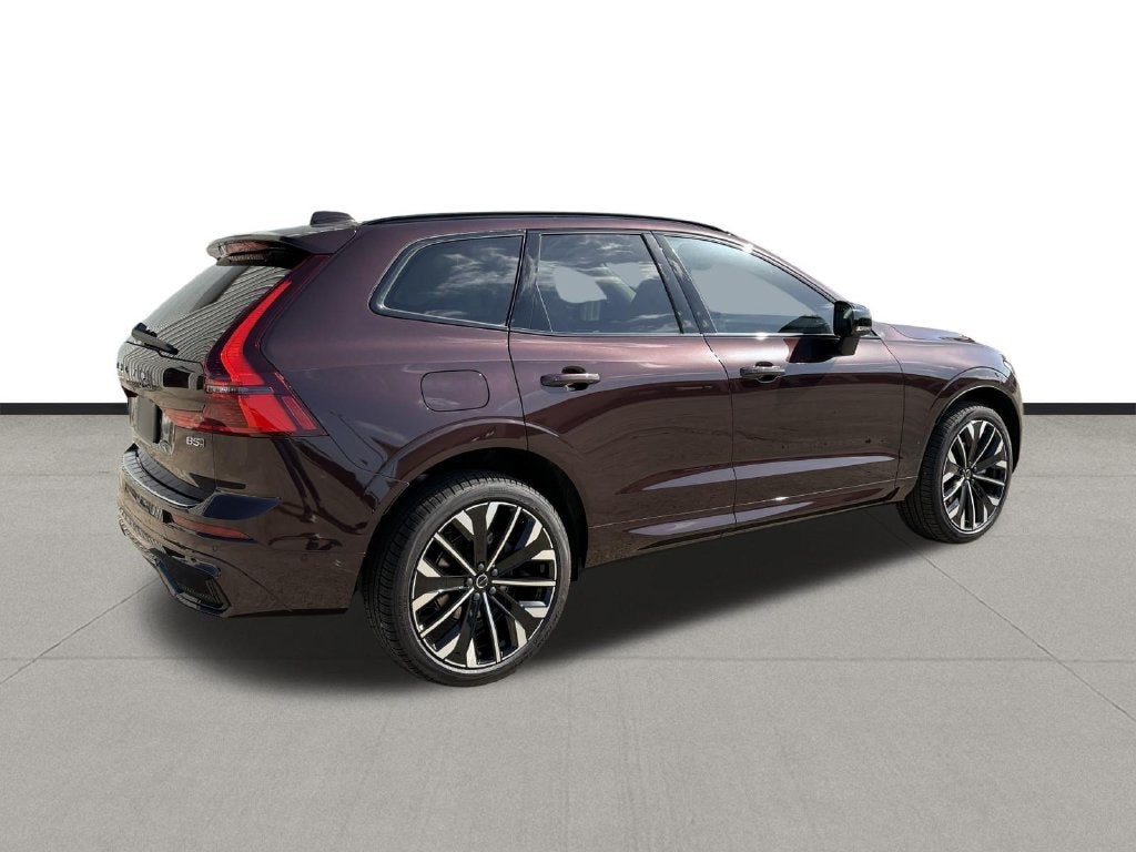 2027 Volvo XC60 B5 Ultra