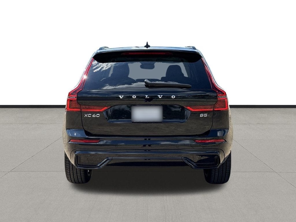 2027 Volvo XC60 B5 Ultra