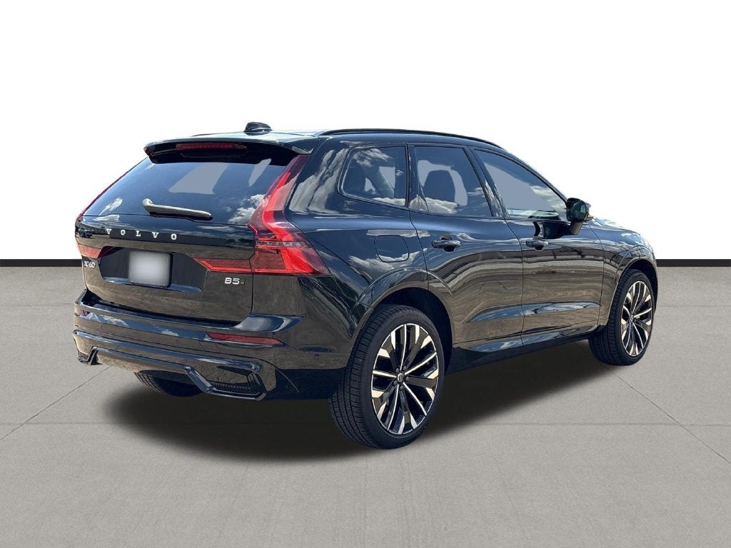 2027 Volvo XC60 B5 Ultra