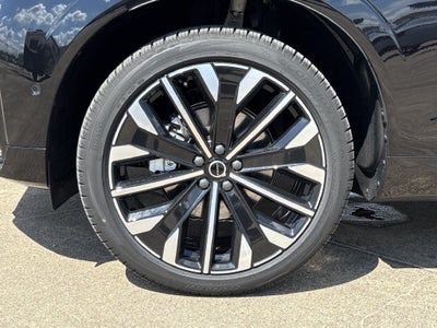 2027 Volvo XC60 B5 Ultra