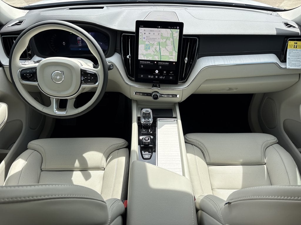 2027 Volvo XC60 B5 Ultra