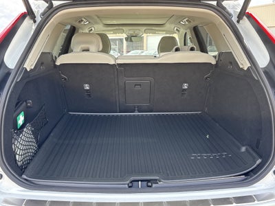 2027 Volvo XC60 B5 Ultra