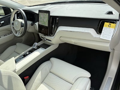 2027 Volvo XC60 B5 Ultra