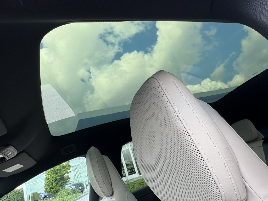 2027 Volvo EX60 Ultra