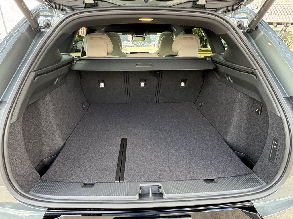 2027 Volvo EX60 Ultra