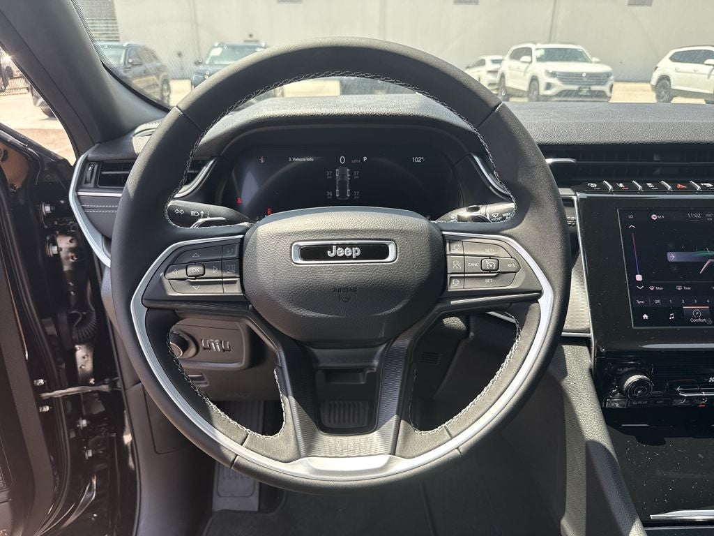 2026 Jeep Grand Cherokee Laredo