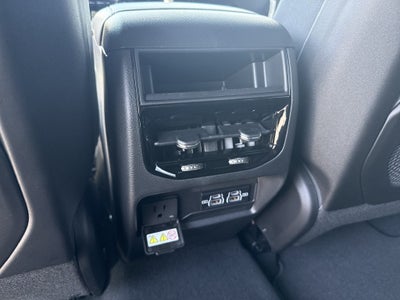 2026 Jeep Grand Cherokee Laredo X