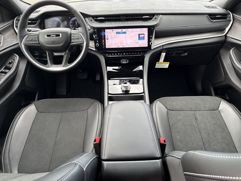 2026 Jeep Grand Cherokee Altitude