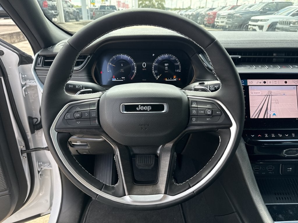 2026 Jeep Grand Cherokee Altitude