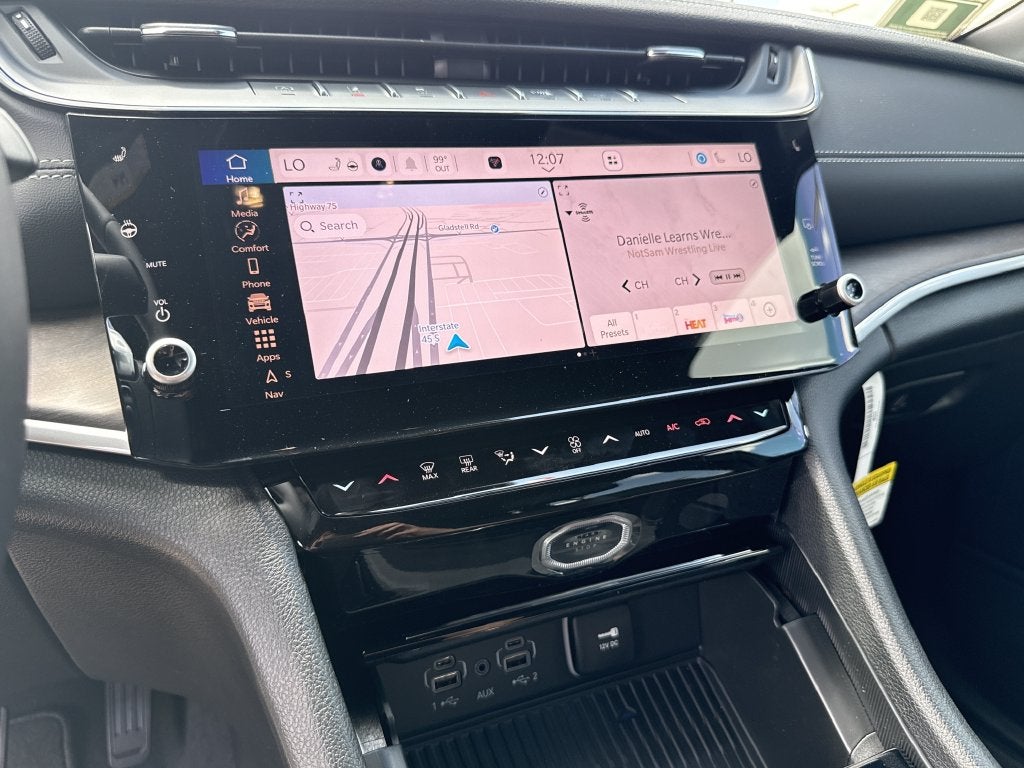 2026 Jeep Grand Cherokee Altitude