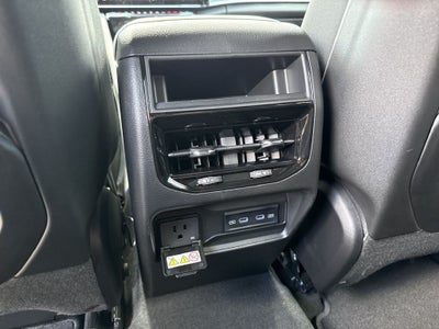 2026 Jeep Grand Cherokee Altitude