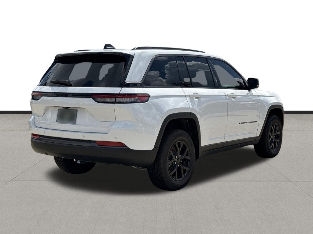 2026 Jeep Grand Cherokee Altitude