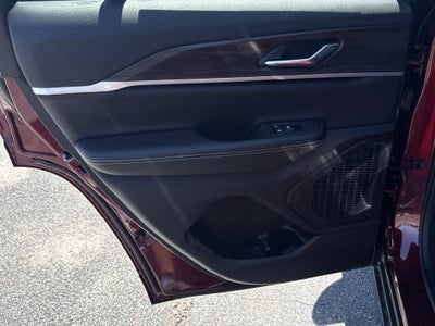 2026 Jeep Grand Cherokee Altitude