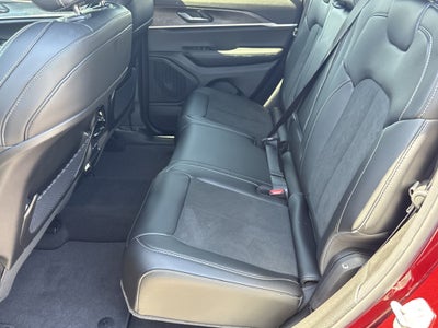 2026 Jeep Grand Cherokee Altitude
