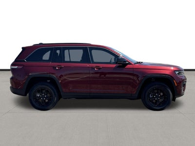 2026 Jeep Grand Cherokee Altitude