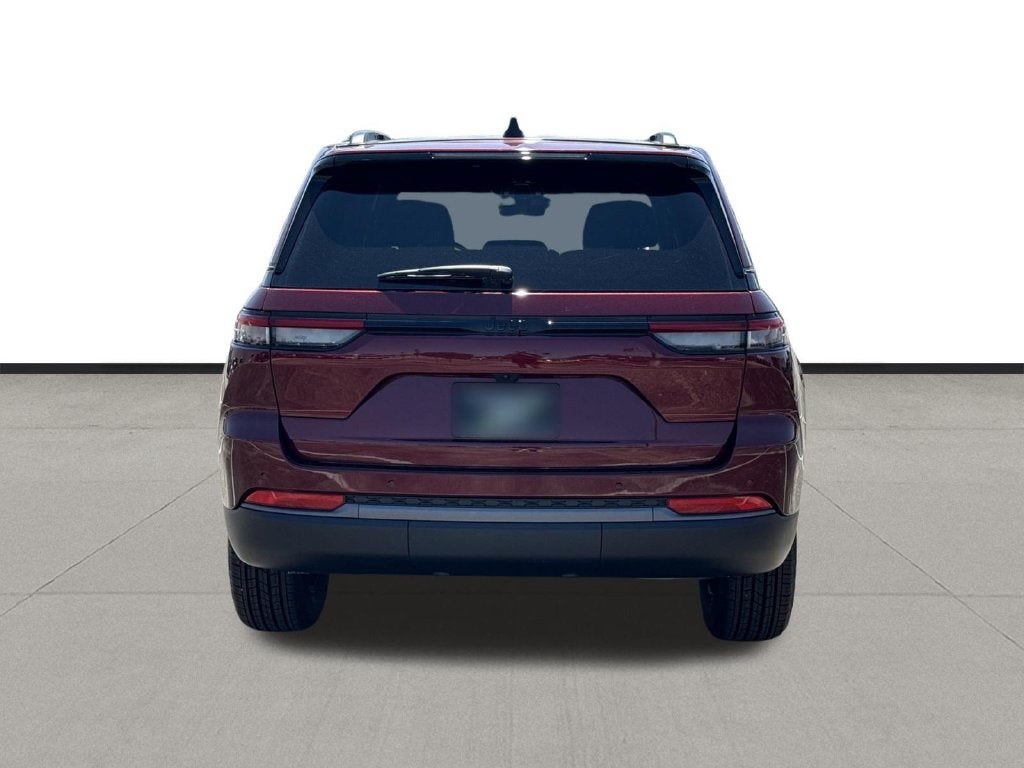 2026 Jeep Grand Cherokee Altitude