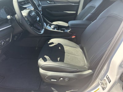 2026 Jeep Grand Cherokee Altitude