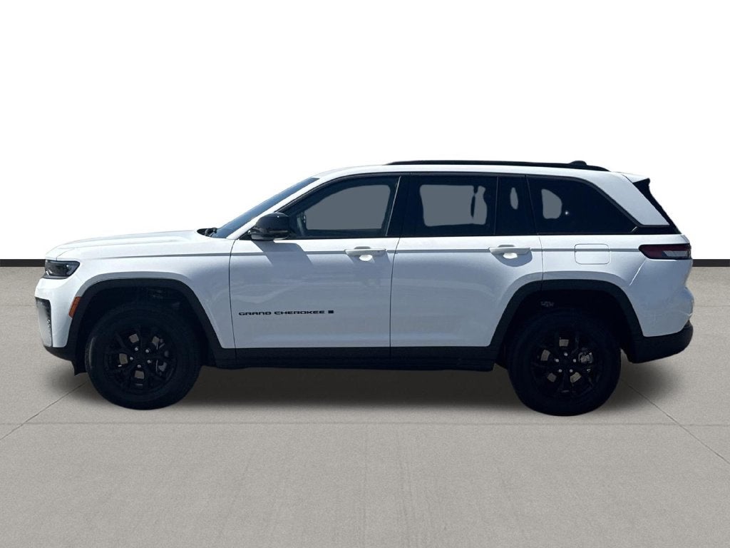 2026 Jeep Grand Cherokee Altitude