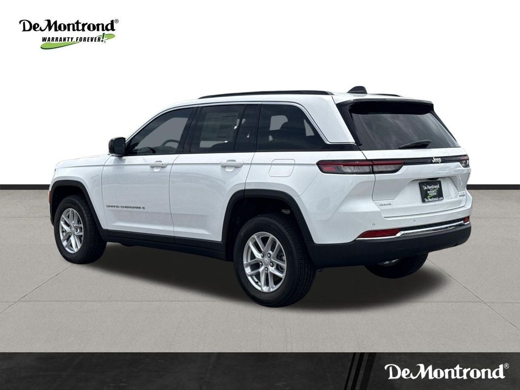 2026 Jeep Grand Cherokee Laredo