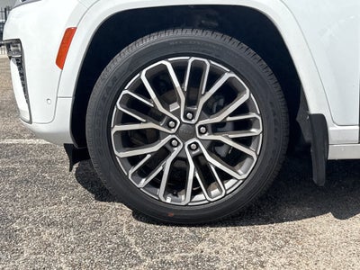 2026 Jeep Grand Cherokee Summit