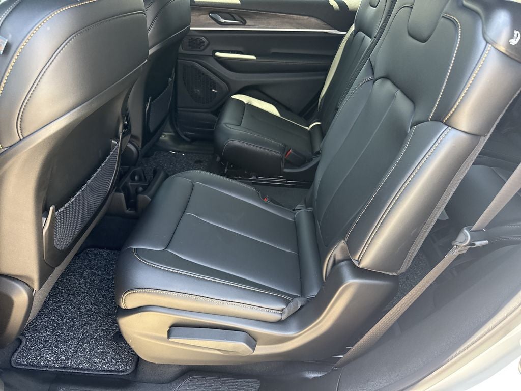 2026 Jeep Grand Cherokee L 85th Anniversary Edition