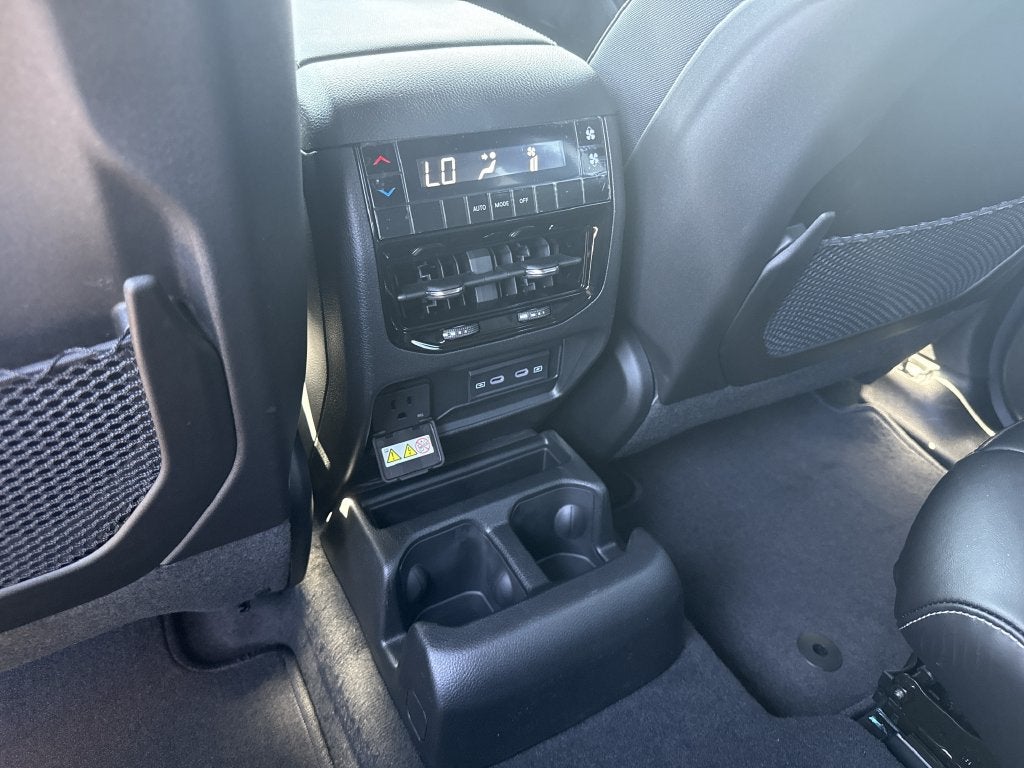 2027 Jeep Grand Cherokee L Limited