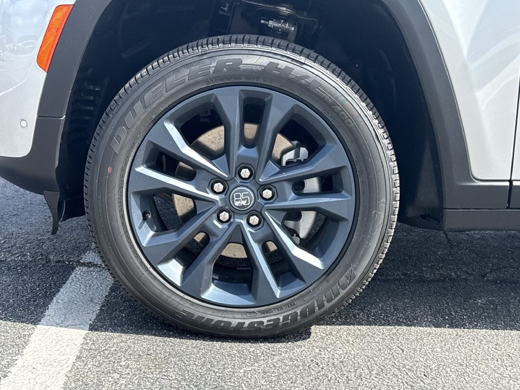 2026 Jeep Grand Cherokee L 85th Anniversary Edition
